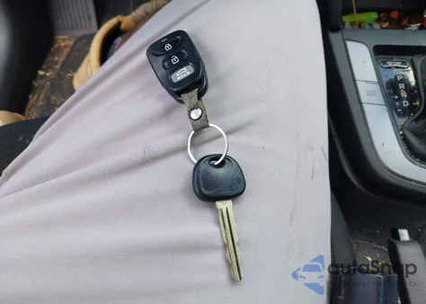 2020 Hyundai Elantra Se z USA, uszkodzony, nr VIN 5NPD74LF8LH541549